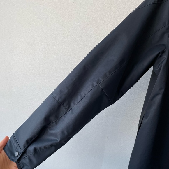 Oakley Black Shell Jacket - Picture 15 of 16